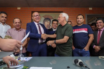 RENUNCIA DEPUTADO THEMISTOCLES FILHO 30.12 (14).JPG