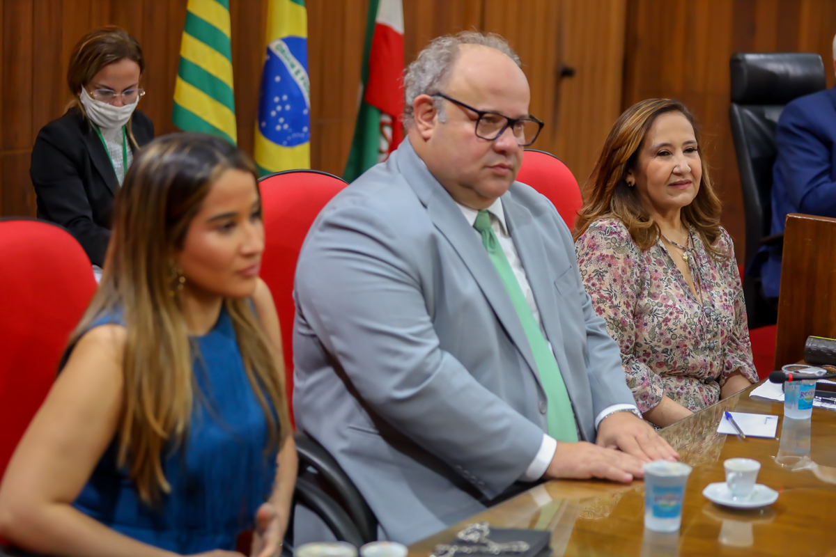 ENTREGA DE TITULO DE CIDADANIA A MARIA ADRIANA MOTA LOBÃO-18.JPG