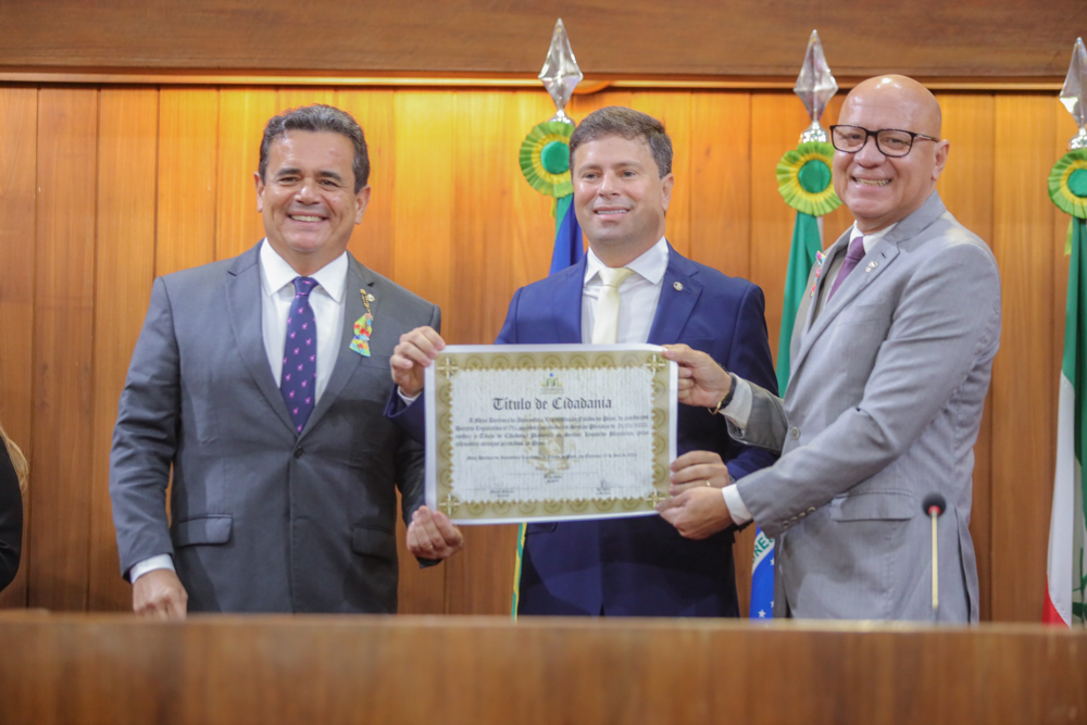 TITULO DE CIDADANIA DR LEONARDO BRASILEIRO E HOM. AMAPI 12.04.2023-36.JPG