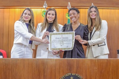 Titulo de cidadania Monique Urra-18.JPG