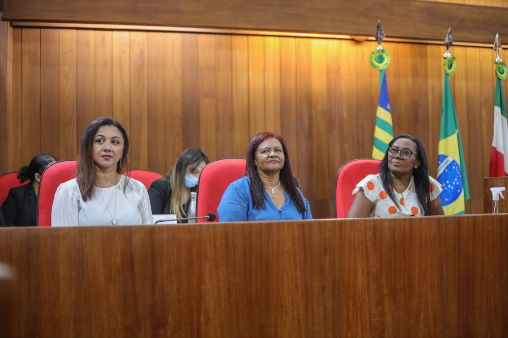 SESSÃO SOLENE DIA DA EMPREGADA DOMESTICA16.05.2023-4.JPG