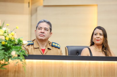 SESSÃO SOLENE DE ENTREGA DE TÍTULO DE CIDADANIA A DELEGADOS DA PCPI (3).jpeg