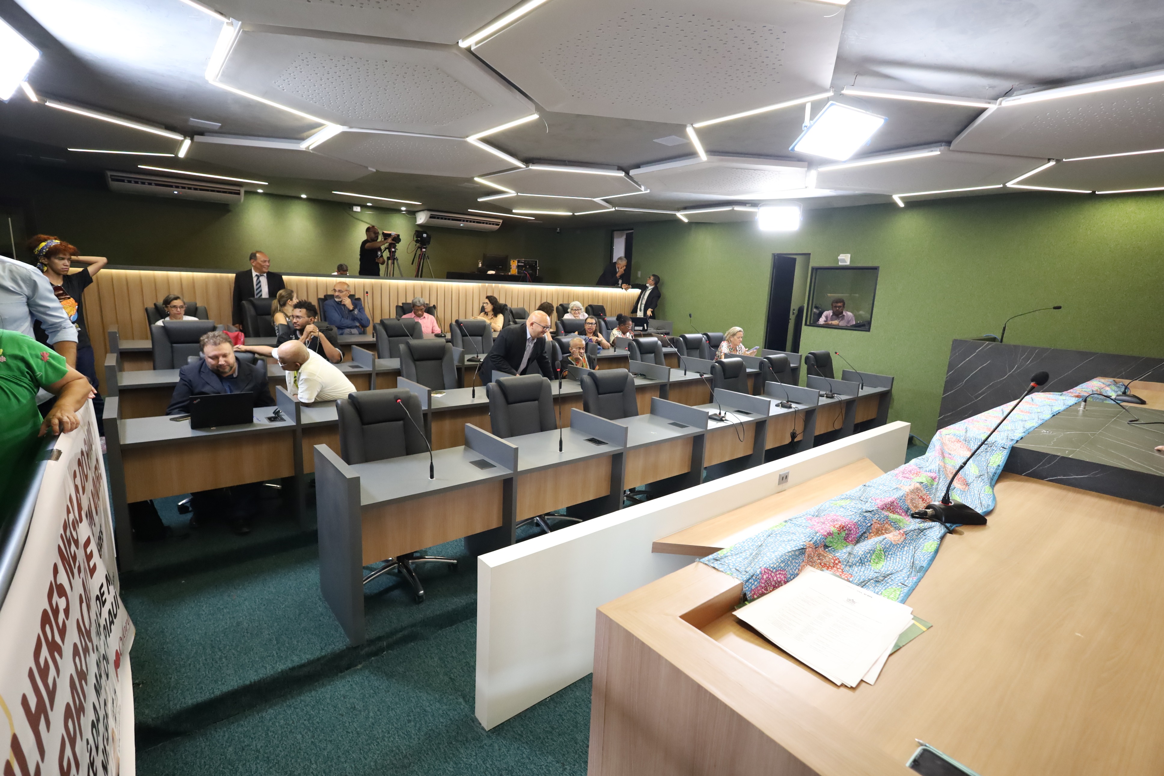 IMAGENS DIA 04.12 (2).JPG