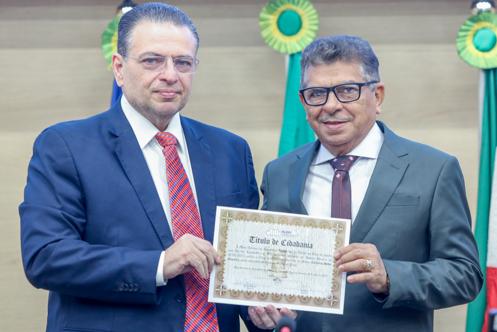 Entrega da Concessão da Medalha do Mérito Legislativo a José Arimatéia Rêgo de Araújo, Tenente- Coronel Alípio Gomes de Assis, Tadeu Simplício de Resende Júnior, Tales Gabriel Carvalho Res (28).JPG