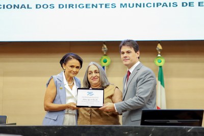 HOMENAGEM AOS 25 ANOS DA UNDIME 17-10-2024-14.JPG