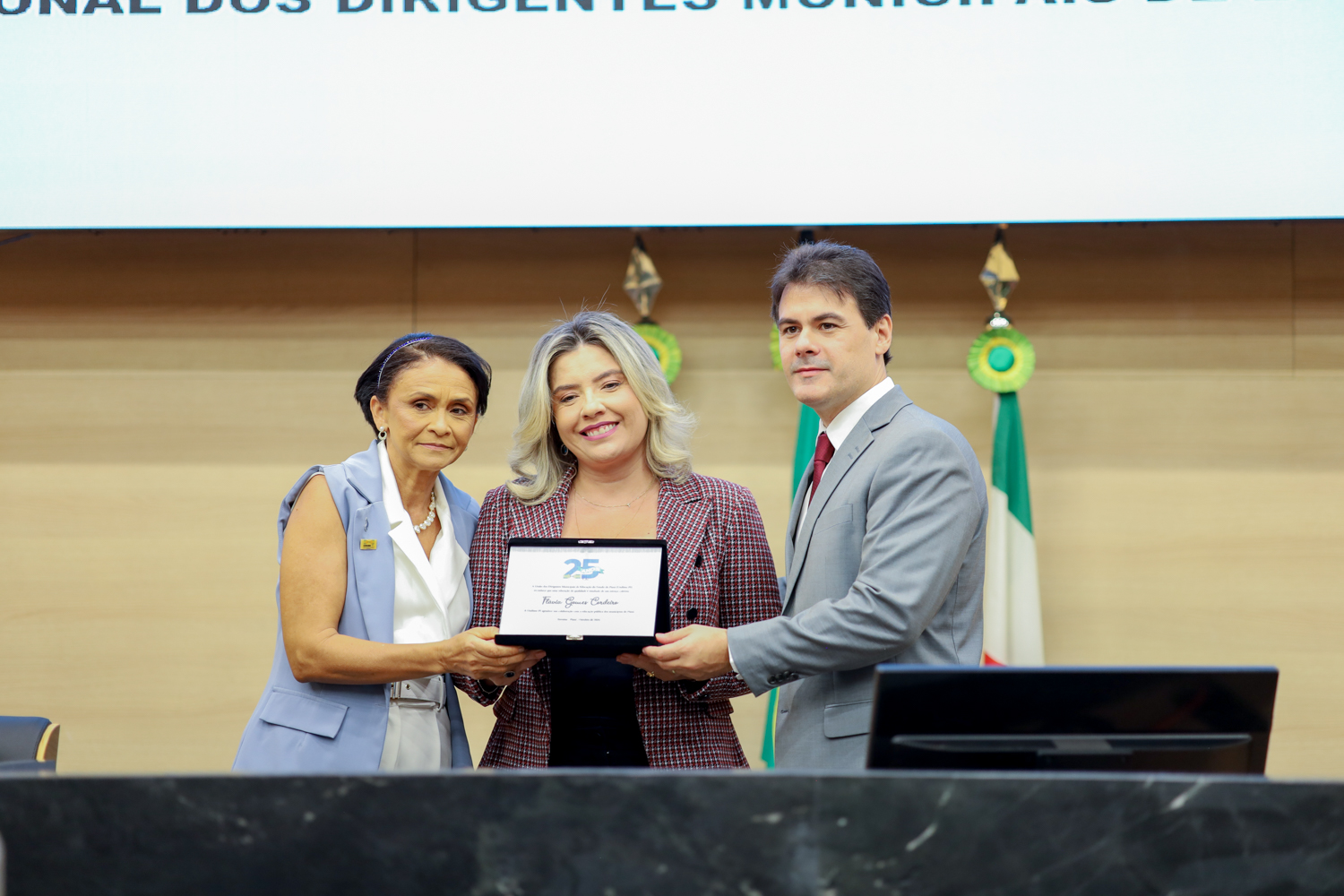 HOMENAGEM AOS 25 ANOS DA UNDIME 17-10-2024-18.JPG