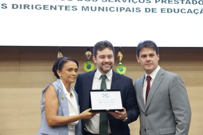  HOMENAGEM AOS 25 ANOS DA UNDIME 17102024  (63).jpg