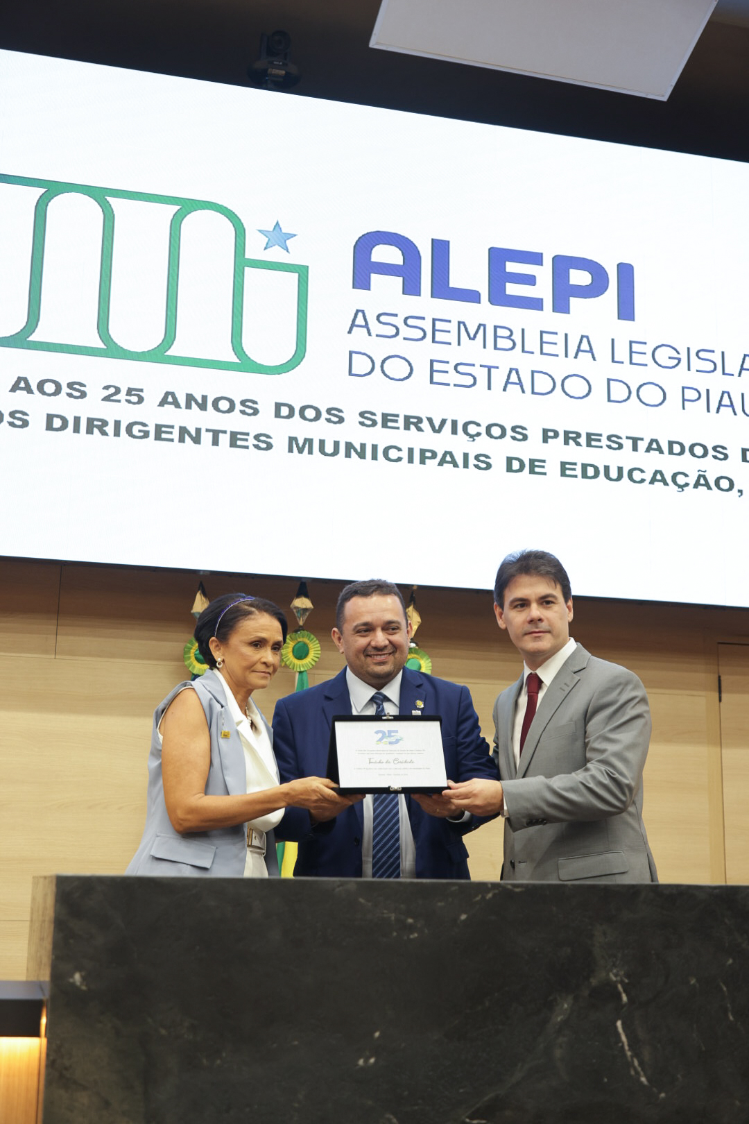  HOMENAGEM AOS 25 ANOS DA UNDIME 17102024  (71).jpg