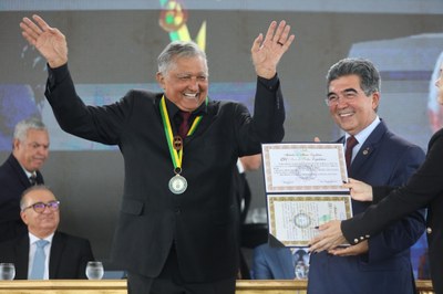SESSÃO SOLENE DE IMPLATACAO DA ALEPI NA CIDADE DE ESPERANTINA EM COMEMORAÇÃO AOS 190 ANOS DA ASSEMBLEIA LEGISLATIVA DO PIAUÍ (2).jpg SESSÃO SOLENE DE IMPLATACAO DA ALEPI NA CIDADE DE ESPERANTINA EM COMEMORAÇÃO AOS 190 ANOS DA ASSEMBLEIA LEGISLATIVA DO PIAUÍ (2).jpg