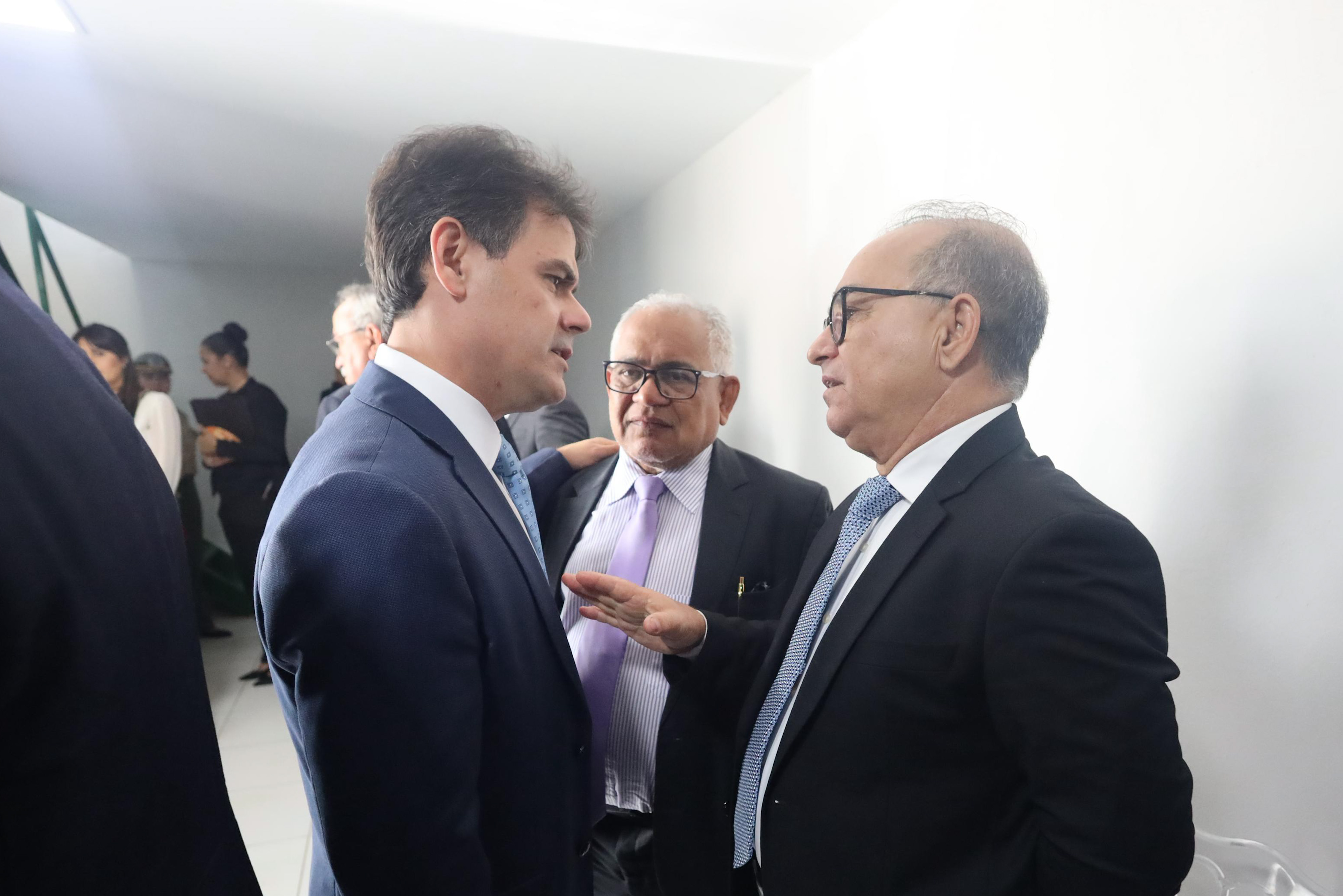 SESSÃO SOLENE DE IMPLATACAO DA ALEPI NA CIDADE DE ESPERANTINA EM COMEMORAÇÃO AOS 190 ANOS DA ASSEMBLEIA LEGISLATIVA DO PIAUÍ (44).jpg