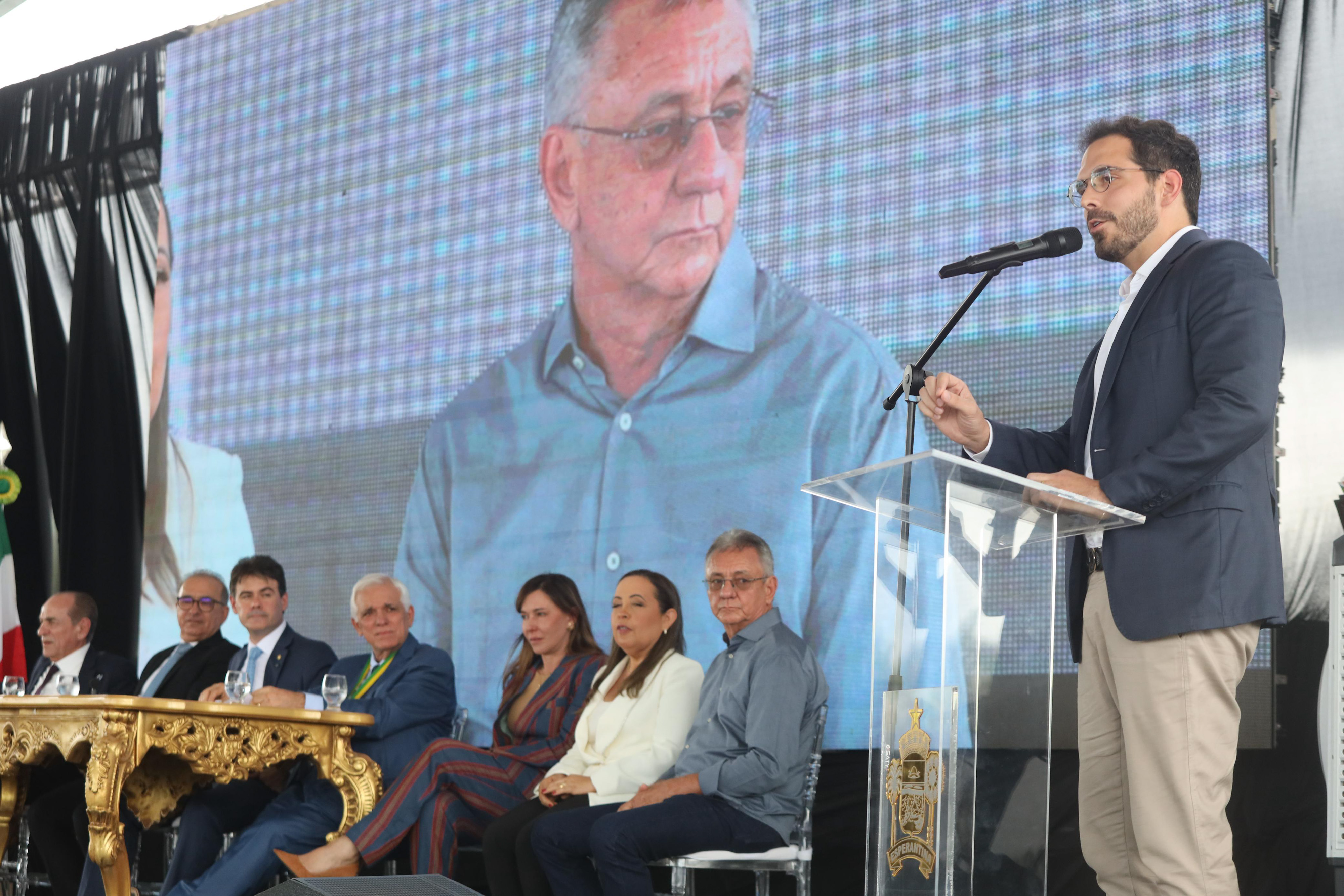 SESSÃO SOLENE DE IMPLATACAO DA ALEPI NA CIDADE DE ESPERANTINA EM COMEMORAÇÃO AOS 190 ANOS DA ASSEMBLEIA LEGISLATIVA DO PIAUÍ (48).jpg