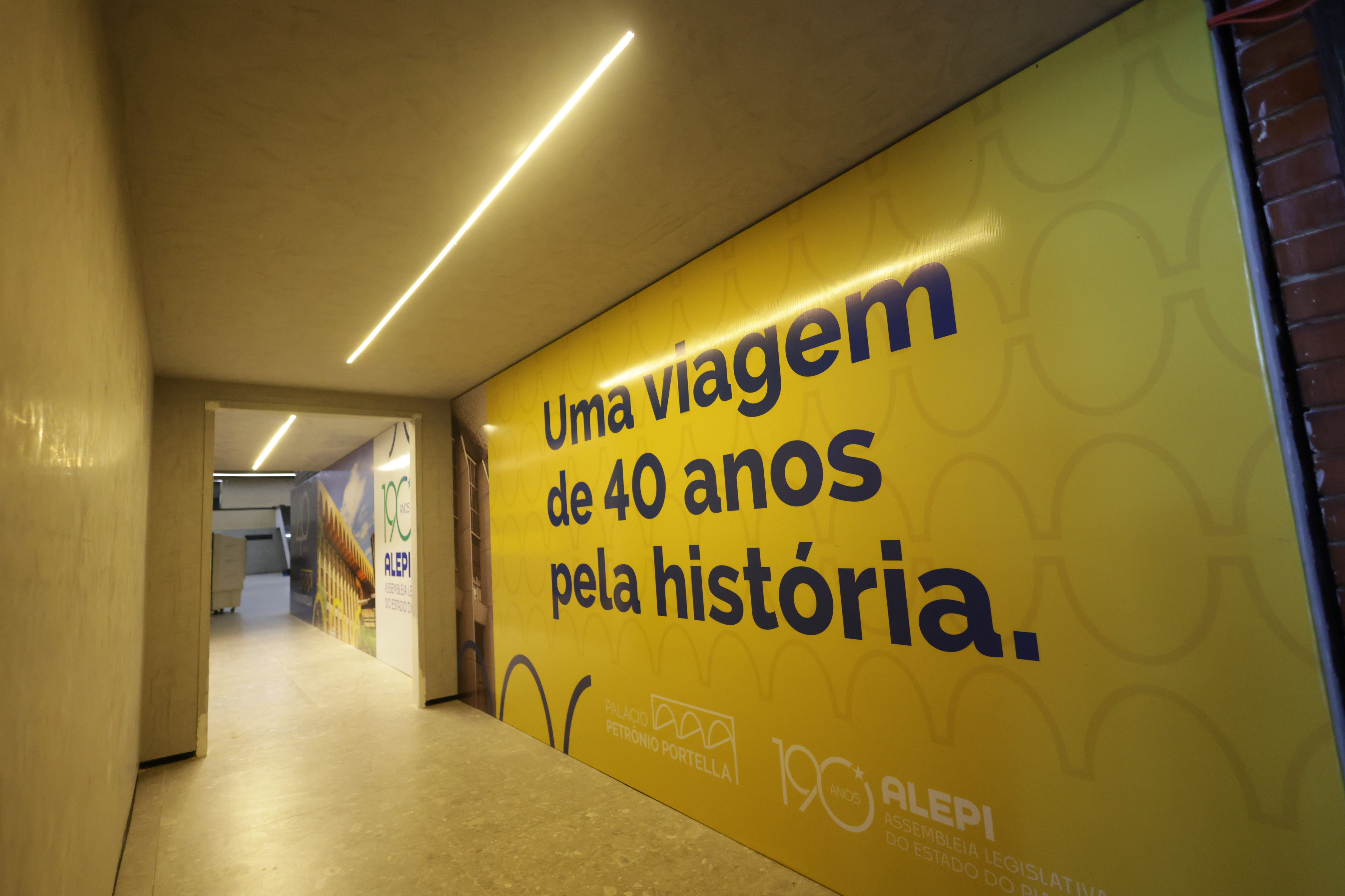 EXPOSIÇÃO 40 ANOS DO PALÁCIO PETRONIO PORTELLA (15).jpg