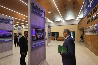 EXPOSIÇÃO 40 ANOS DO PALÁCIO PETRONIO PORTELLA  (2).jpg