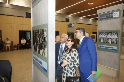 EXPOSIÇÃO 40 ANOS DO PALÁCIO PETRONIO PORTELLA (6).jpg EXPOSIÇÃO 40 ANOS DO PALÁCIO PETRONIO PORTELLA (6).jpg