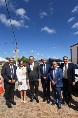 DECERRAMENTO DA PLACA QUE MARCA A INSTALAÇÃO DA ASSEMBLEIA PROVINCIAL DO PIAUÍ EM OEIRAS EM 4 DE MARIO DE 1835 (4).jpeg