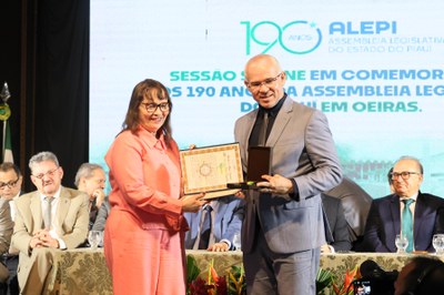 SESSÃO SOLENE DE INSTALAÇÃO DA ASSEMBLEIA LEGISLATIVA DO PIAUÍ EM OEIRAS EM COMEMOCAÇÃO AOS 190 ANOS DA ALEPI (1).jpeg