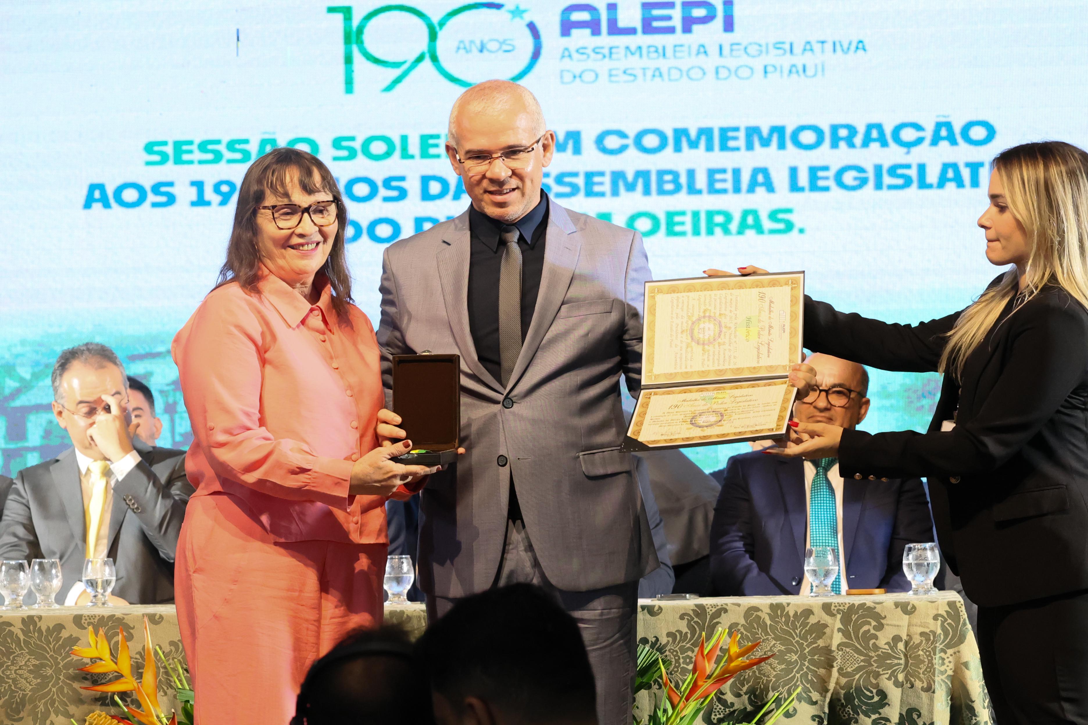 SESSÃO SOLENE DE INSTALAÇÃO DA ASSEMBLEIA LEGISLATIVA DO PIAUÍ EM OEIRAS EM COMEMOCAÇÃO AOS 190 ANOS DA ALEPI (2).jpeg