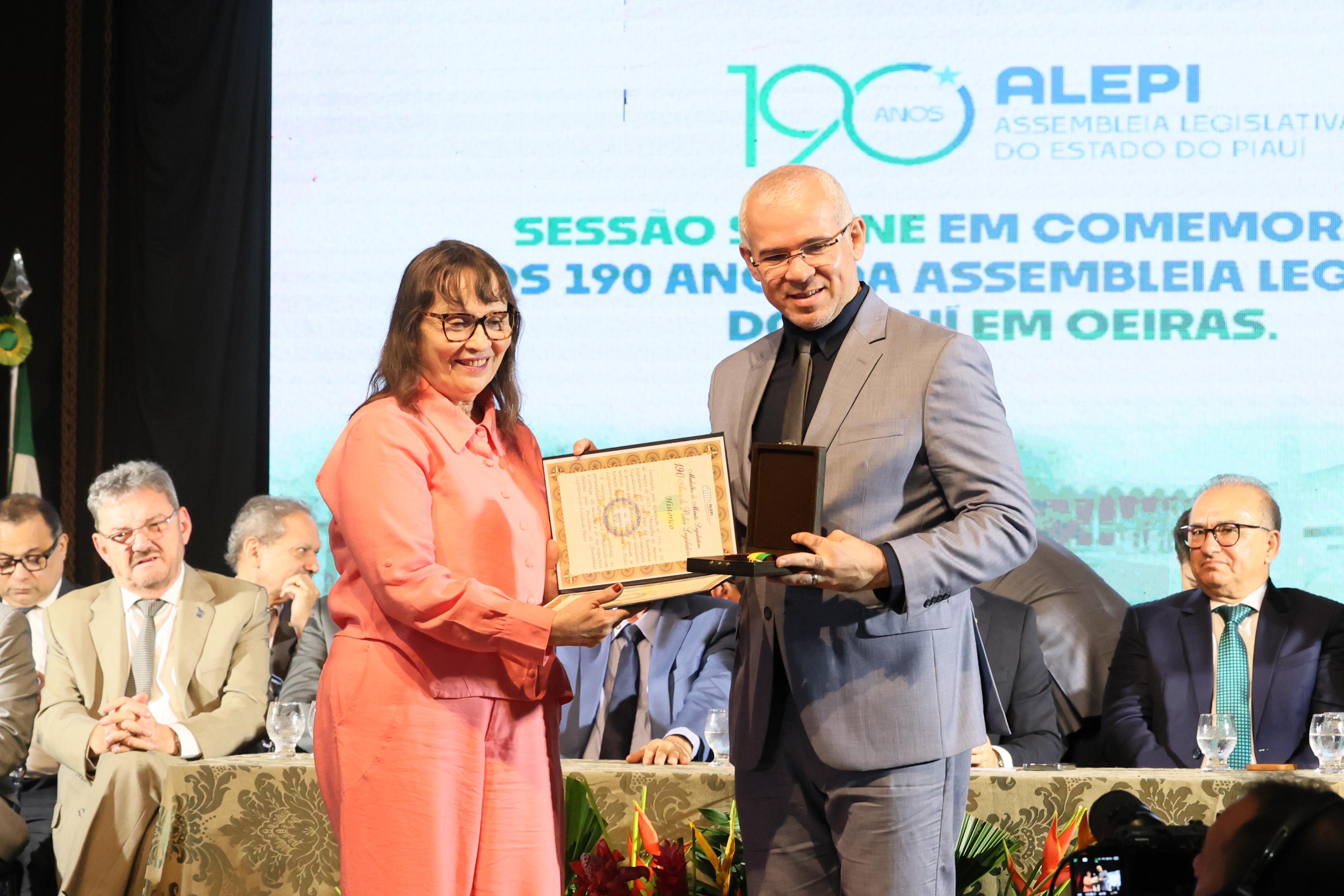 SESSÃO SOLENE DE INSTALAÇÃO DA ASSEMBLEIA LEGISLATIVA DO PIAUÍ EM OEIRAS EM COMEMOCAÇÃO AOS 190 ANOS DA ALEPI (24).jpeg