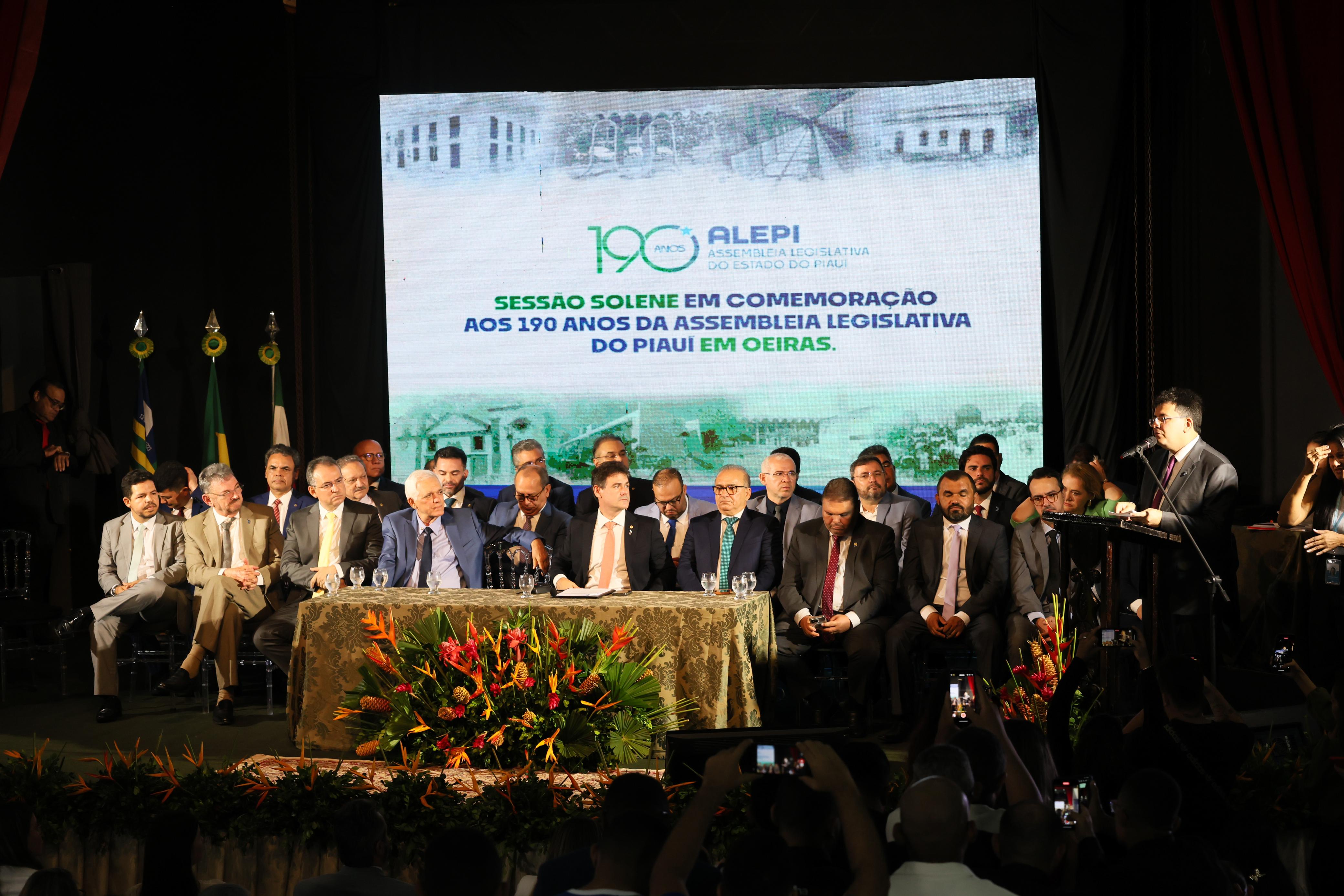 SESSÃO SOLENE DE INSTALAÇÃO DA ASSEMBLEIA LEGISLATIVA DO PIAUÍ EM OEIRAS EM COMEMOCAÇÃO AOS 190 ANOS DA ALEPI (3).jpeg