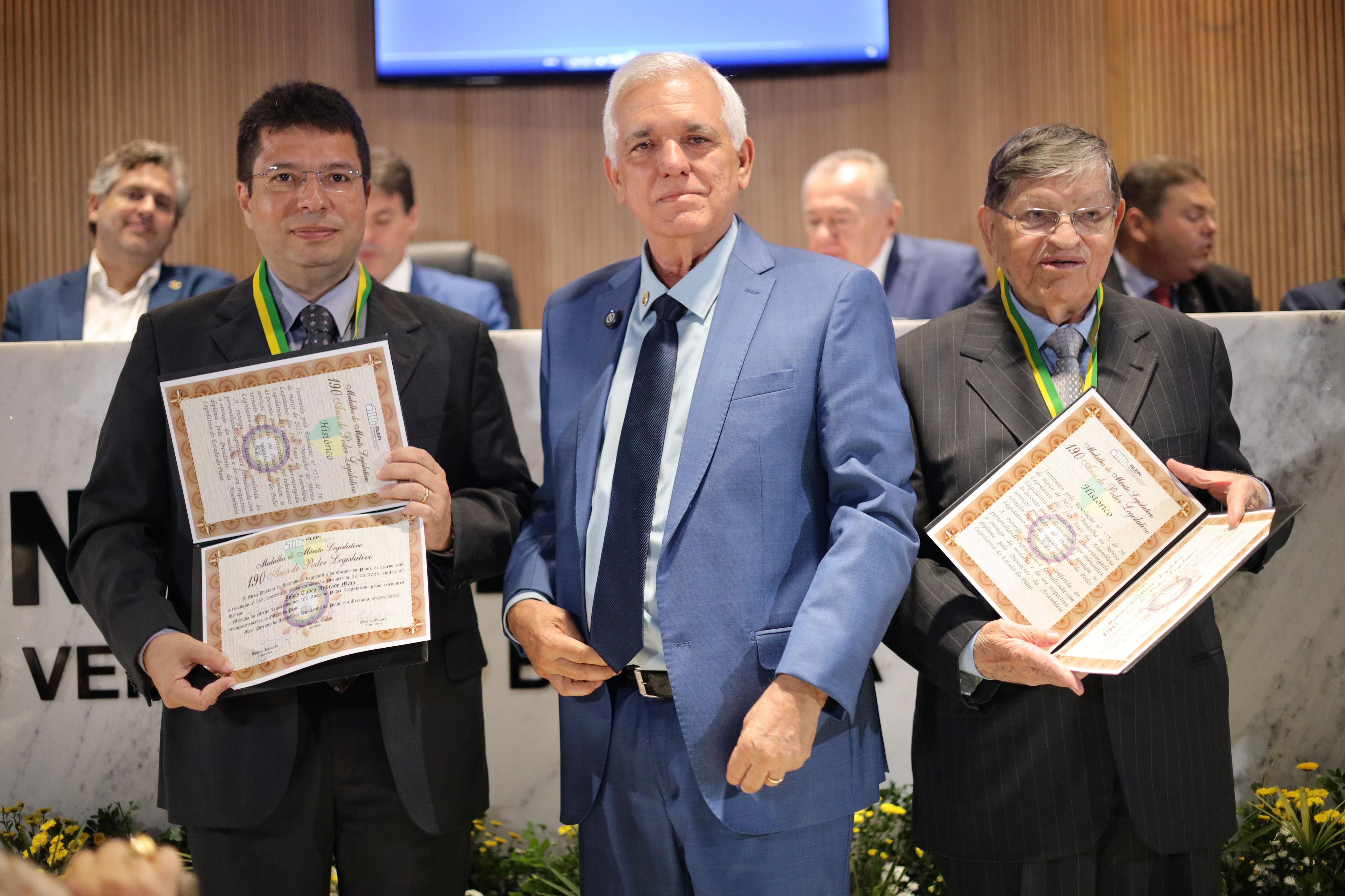 SESSÃO SOLENE DE INSTALAÇÃO DA ALEPI NA CIDADE DE PICOS (30).jpg