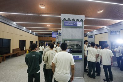 VISITA DOS ALUNOS DA ESCOLA CIDADÃO CIDADÃ À EXPOSIÇÃO FOTOGRÁFICA PELOS 190 ANOS DA ALEPI (3).jpg VISITA DOS ALUNOS DA ESCOLA CIDADÃO CIDADÃ À EXPOSIÇÃO FOTOGRÁFICA PELOS 190 ANOS DA ALEPI (3).jpg