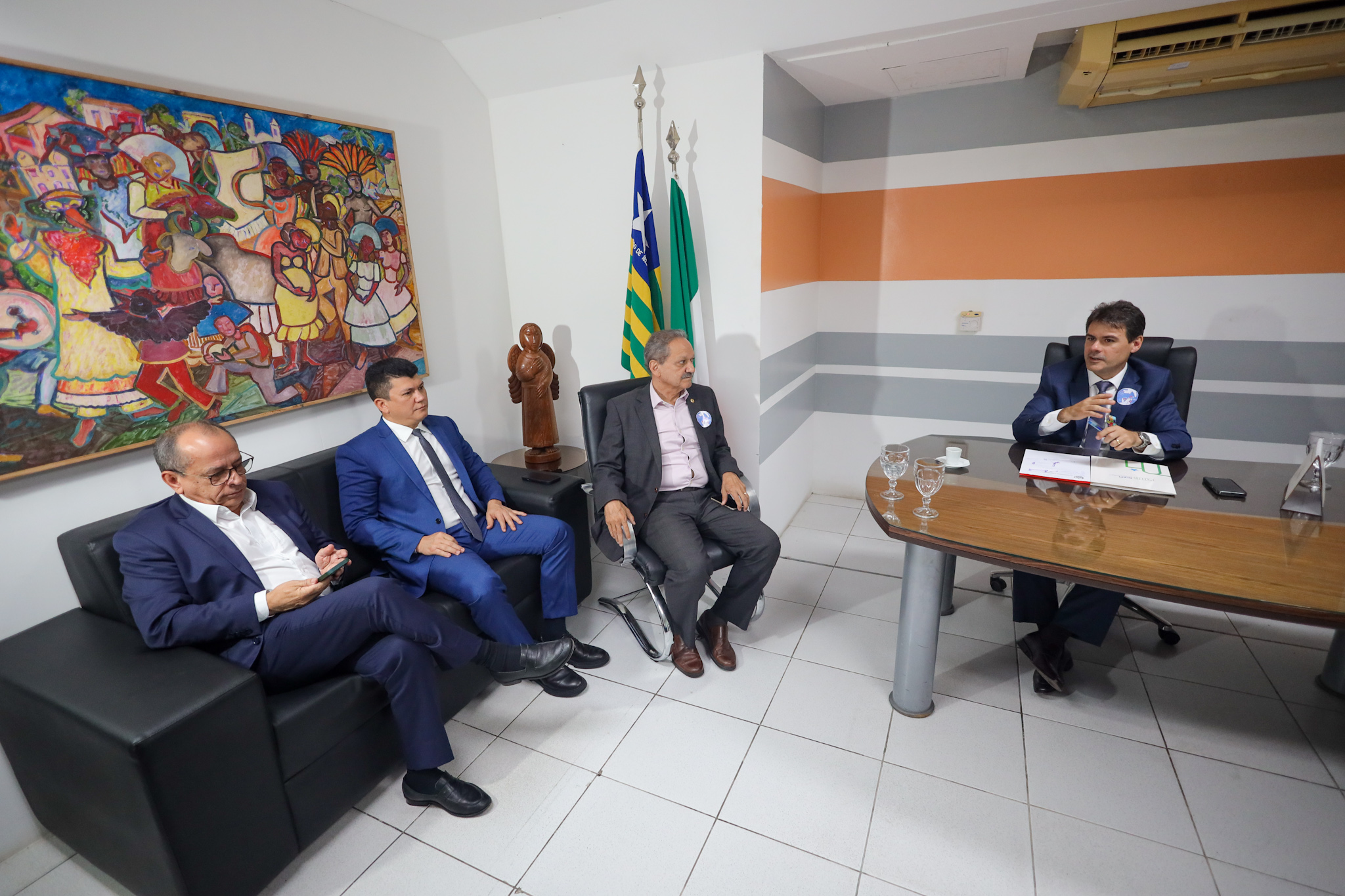 REUNIÃO DA MESA DIRETORA DA ALEPI (3).jpg