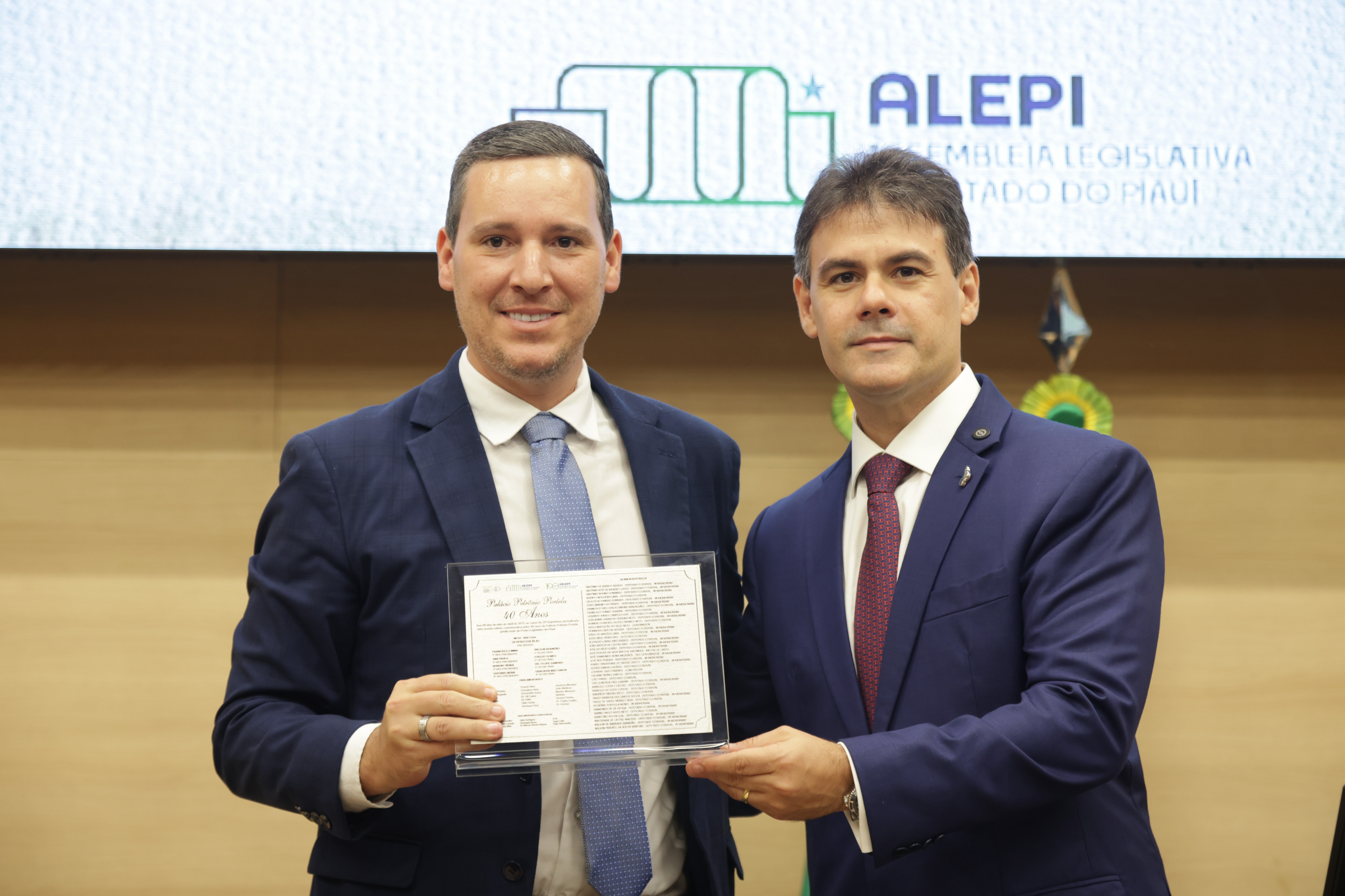 SESSÃO SOLENE EM HOMENAGEM AOS 40 ANOS DO PALÁCIO PETRÔNIO PORTELLA (37).jpg