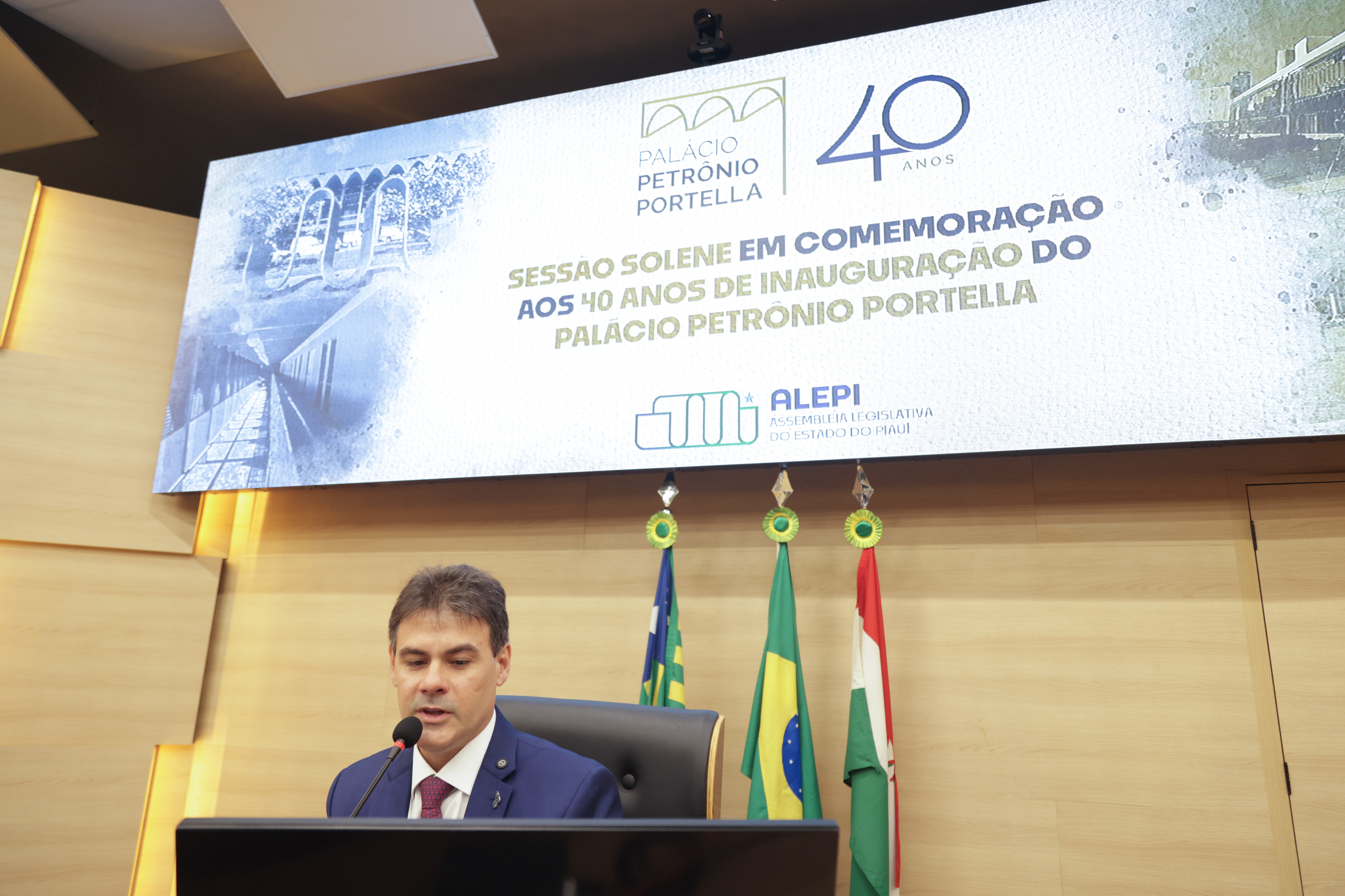 SESSÃO SOLENE EM HOMENAGEM AOS 40 ANOS DO PALÁCIO PETRÔNIO PORTELLA (52).jpg