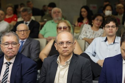 SESSÃO SOLENE EM HOMENAGEM AOS 40 ANOS DO PALÁCIO PETRÔNIO PORTELLA (61).jpg