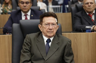 SESSÃO SOLENE EM HOMENAGEM AOS 40 ANOS DO PALÁCIO PETRÔNIO PORTELLA (78).jpg