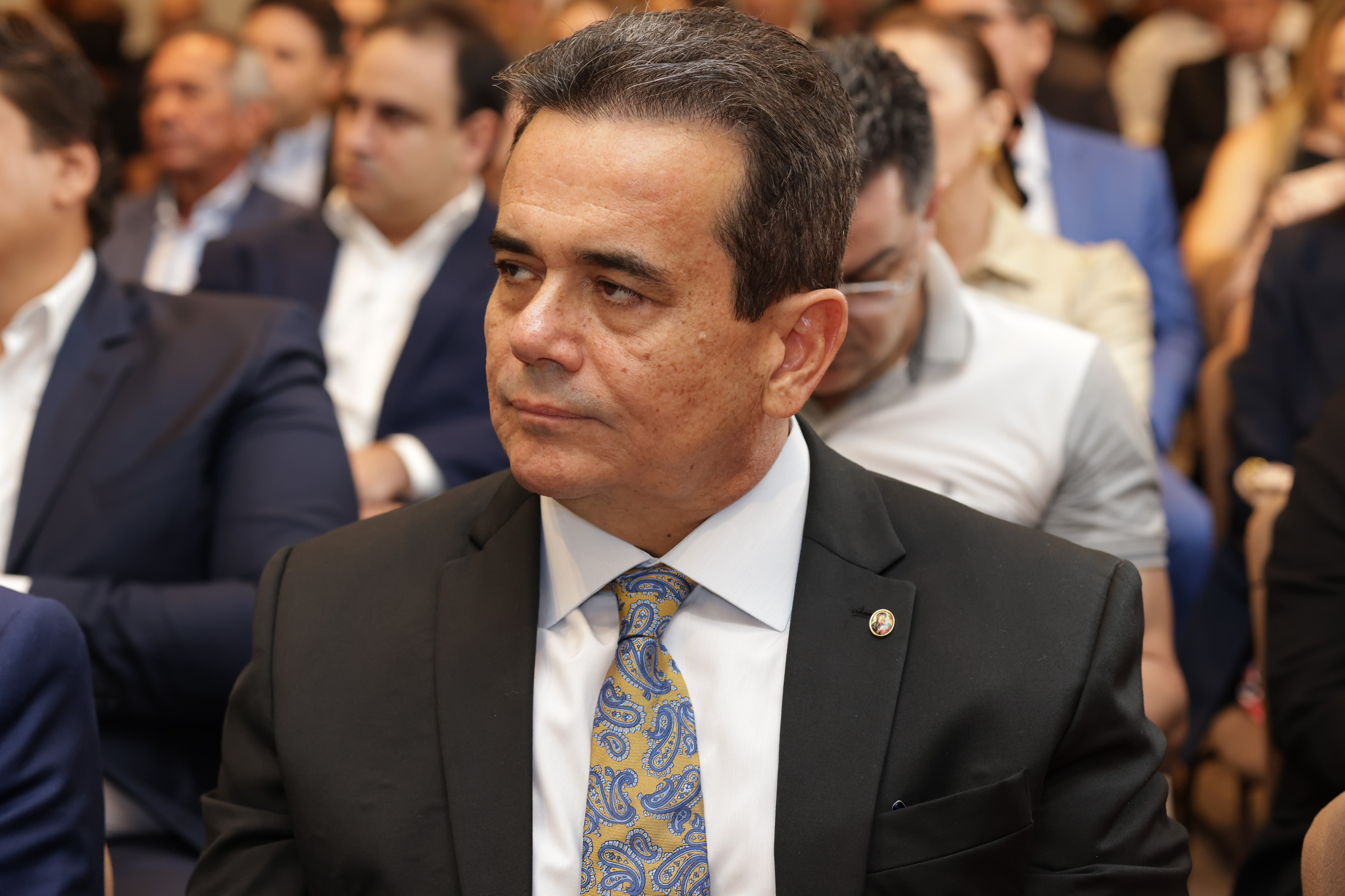 SESSÃO SOLENE TÍTULO DE CIDADANIA DE JOSÉ ROBSON DE OLIVEIRA  (13).jpg