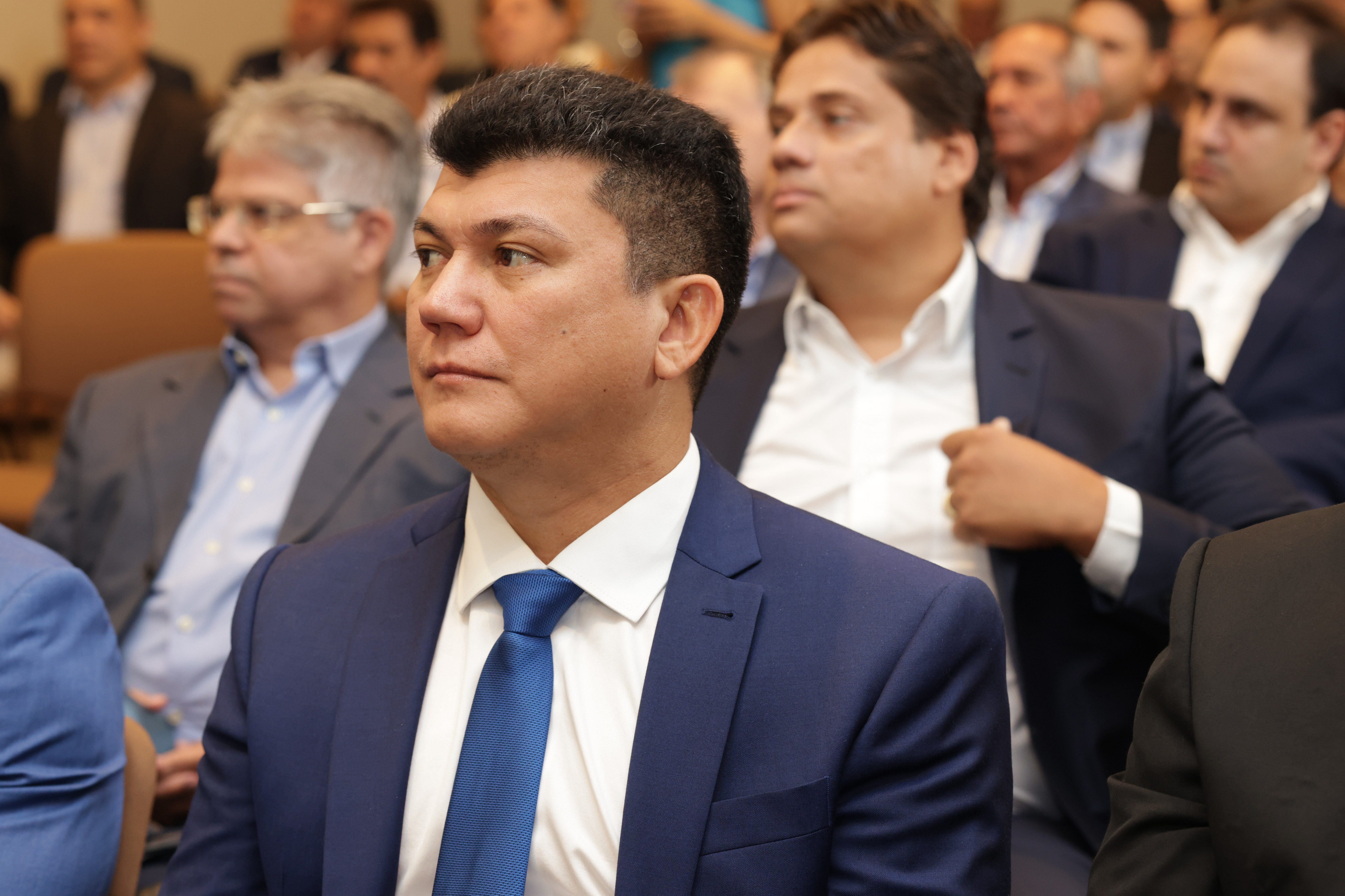 SESSÃO SOLENE TÍTULO DE CIDADANIA DE JOSÉ ROBSON DE OLIVEIRA  (14).jpg
