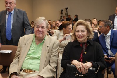 SESSÃO SOLENE TÍTULO DE CIDADANIA DE JOSÉ ROBSON DE OLIVEIRA  (47).jpg