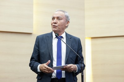 SESSÃO SOLENE EM HOMENAGEM AO DIA NACIONAL DO OFICIAL DE JUSTIÇA  (10).jpg