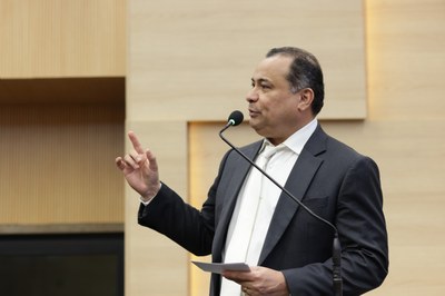 SESSÃO SOLENE EM HOMENAGEM AO DIA NACIONAL DO OFICIAL DE JUSTIÇA  (11).jpg
