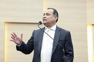 SESSÃO SOLENE EM HOMENAGEM AO DIA NACIONAL DO OFICIAL DE JUSTIÇA  (14).jpg