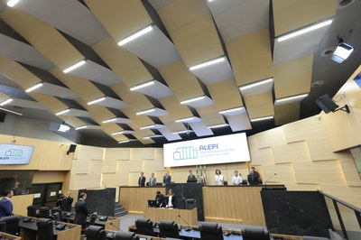 SESSÃO SOLENE EM HOMENAGEM AO DIA NACIONAL DO OFICIAL DE JUSTIÇA  (19).jpg