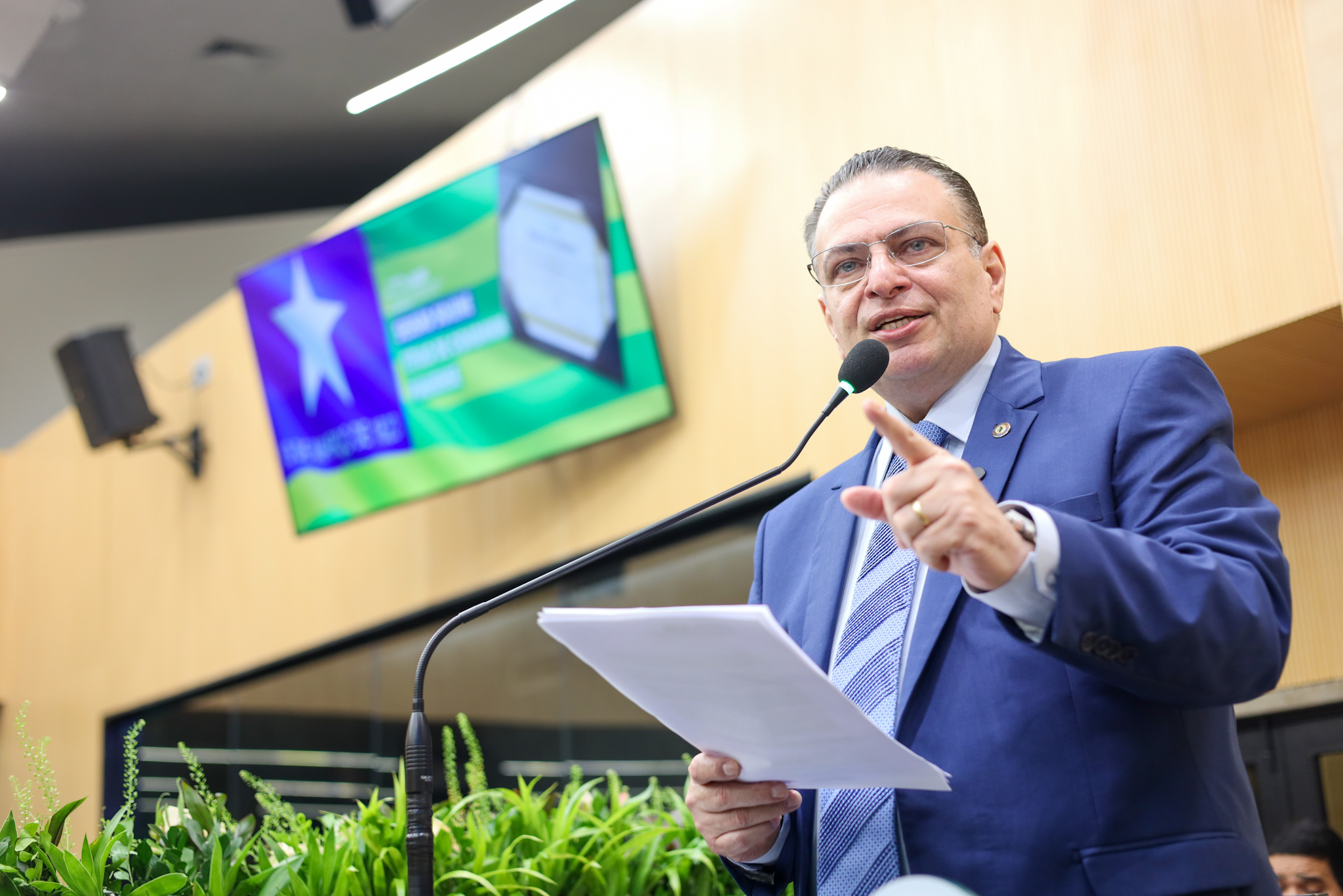 TÍTULO DE CIDADANIA AO DEP JUTAY MENEZES e MEDALHA MÉRITO LEG CARLOS ALBERTO  (6).jpg