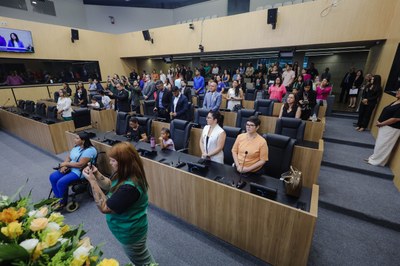 SESSÃO SOLENE PELA PASSAGEM DO DIA MUNDIAL DE CONSCIENTIZAÇÃO SOBRE O AUTISMO (2).jpg