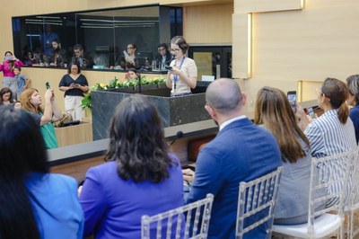 SESSÃO SOLENE PELA PASSAGEM DO DIA MUNDIAL DE CONSCIENTIZAÇÃO SOBRE O AUTISMO (7).jpg