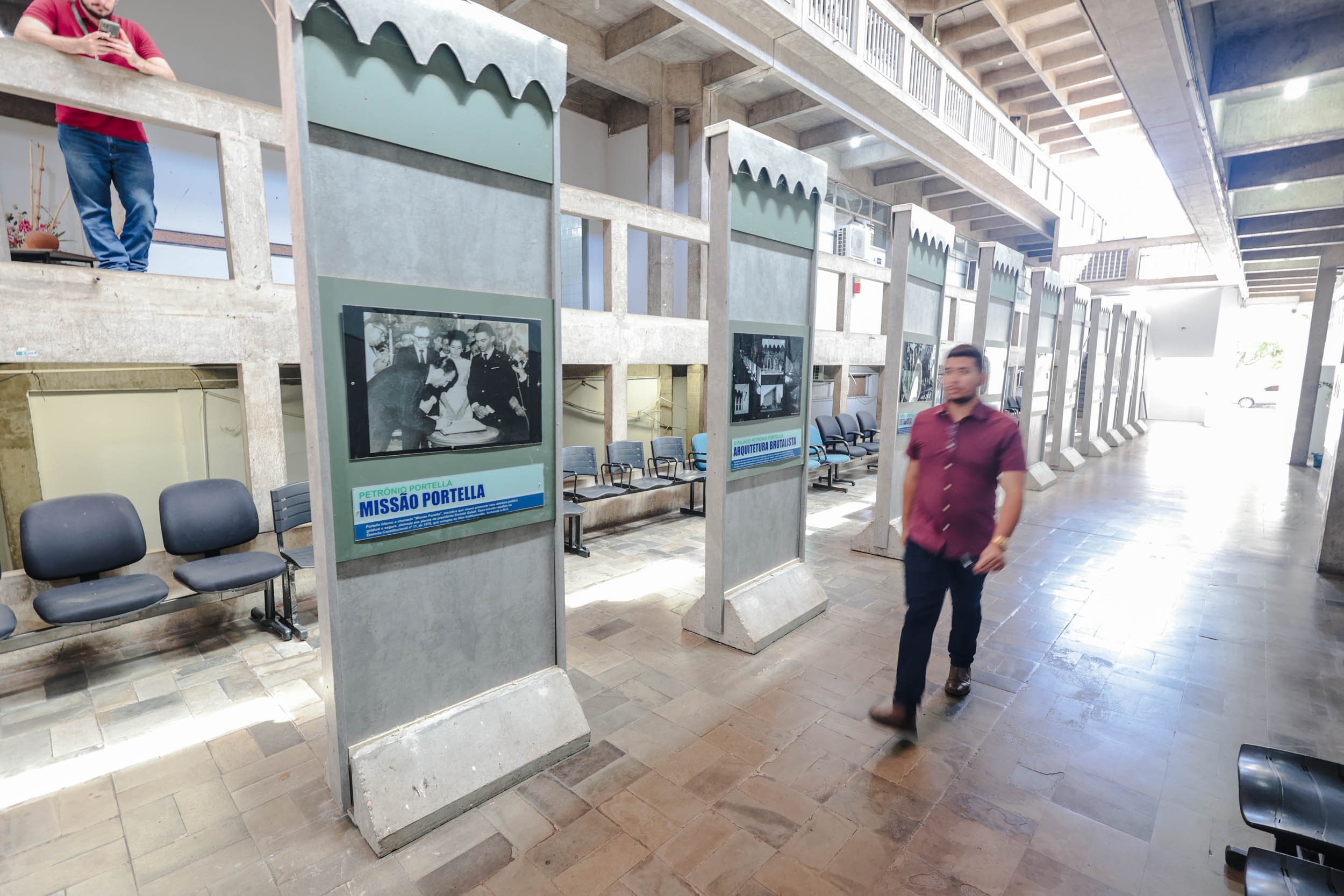 EXPOSIÇÃO ASSEMBLEIA 190 ANOS NA UESPI (3).jpg