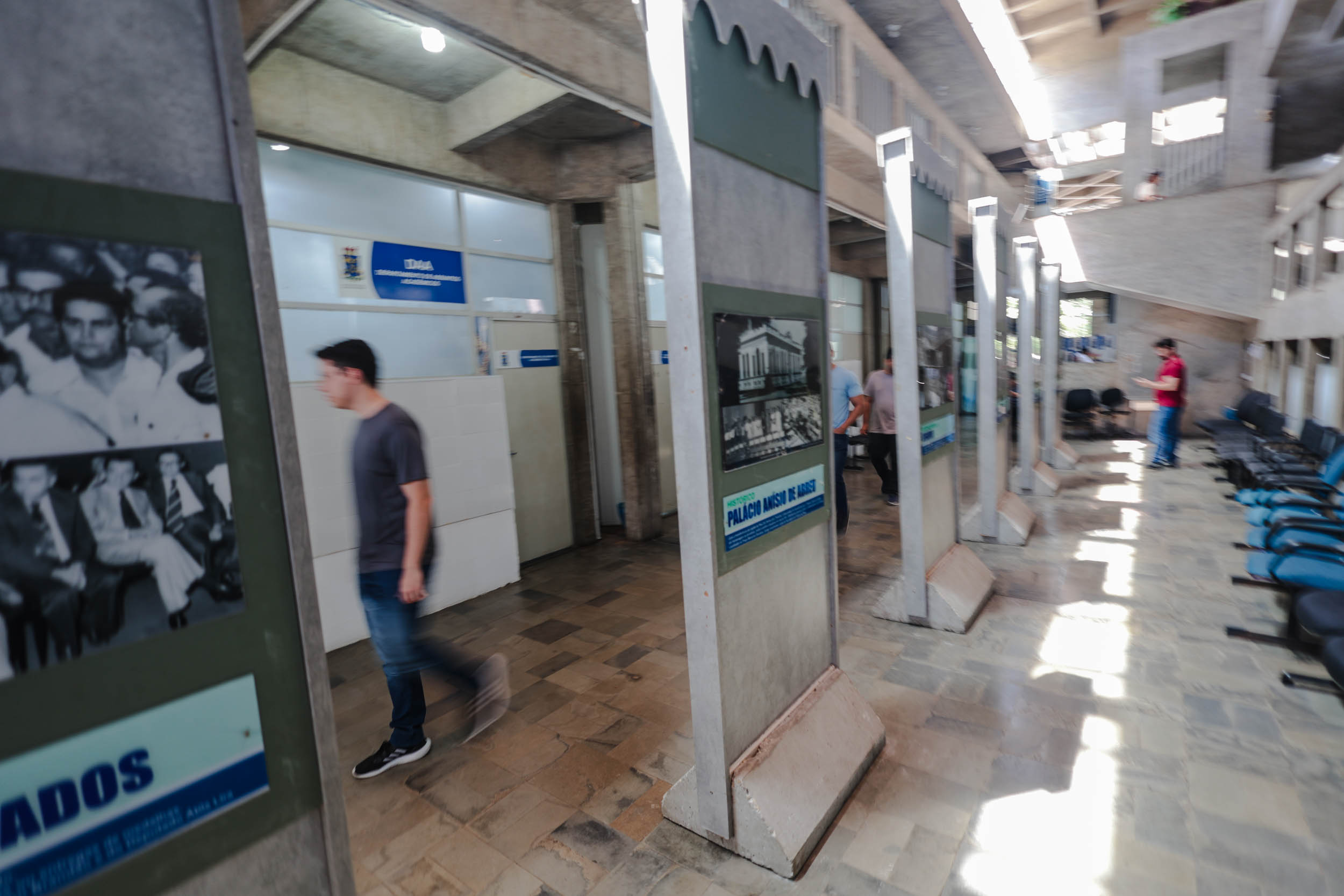EXPOSIÇÃO ASSEMBLEIA 190 ANOS NA UESPI (8).jpg