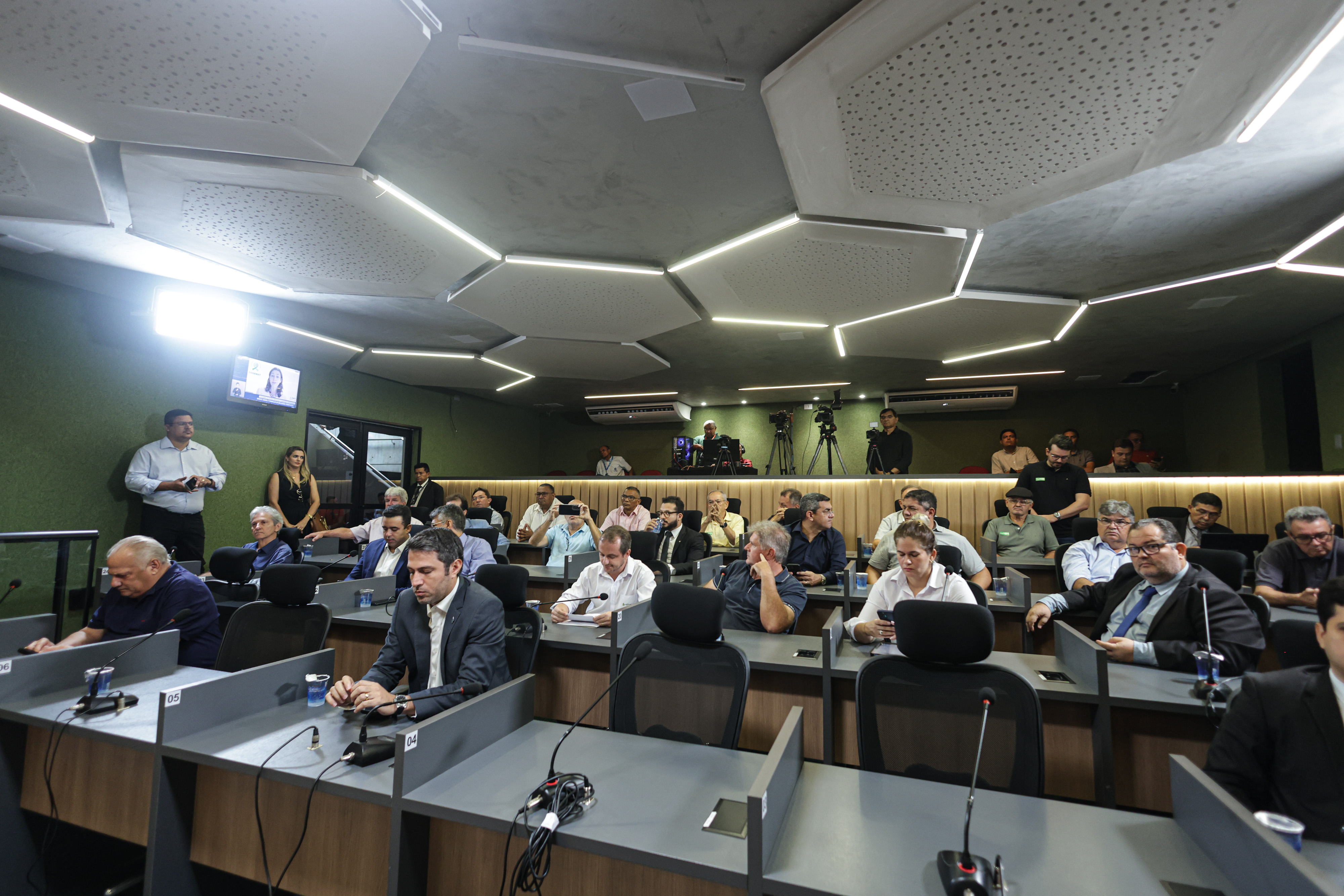 AUDIÊNCIA PÚBLICA DA COMISSÃO DE AGRICULTURA (2).jpg