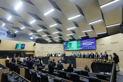 SEMINÁRIO ESTADUAL DO PIAUÍ PARA DISCUSSÃO SOBRE O PLANO NACIONAL DE EDUCAÇÃO DECÊNIO 2024 2034 (1).jpg