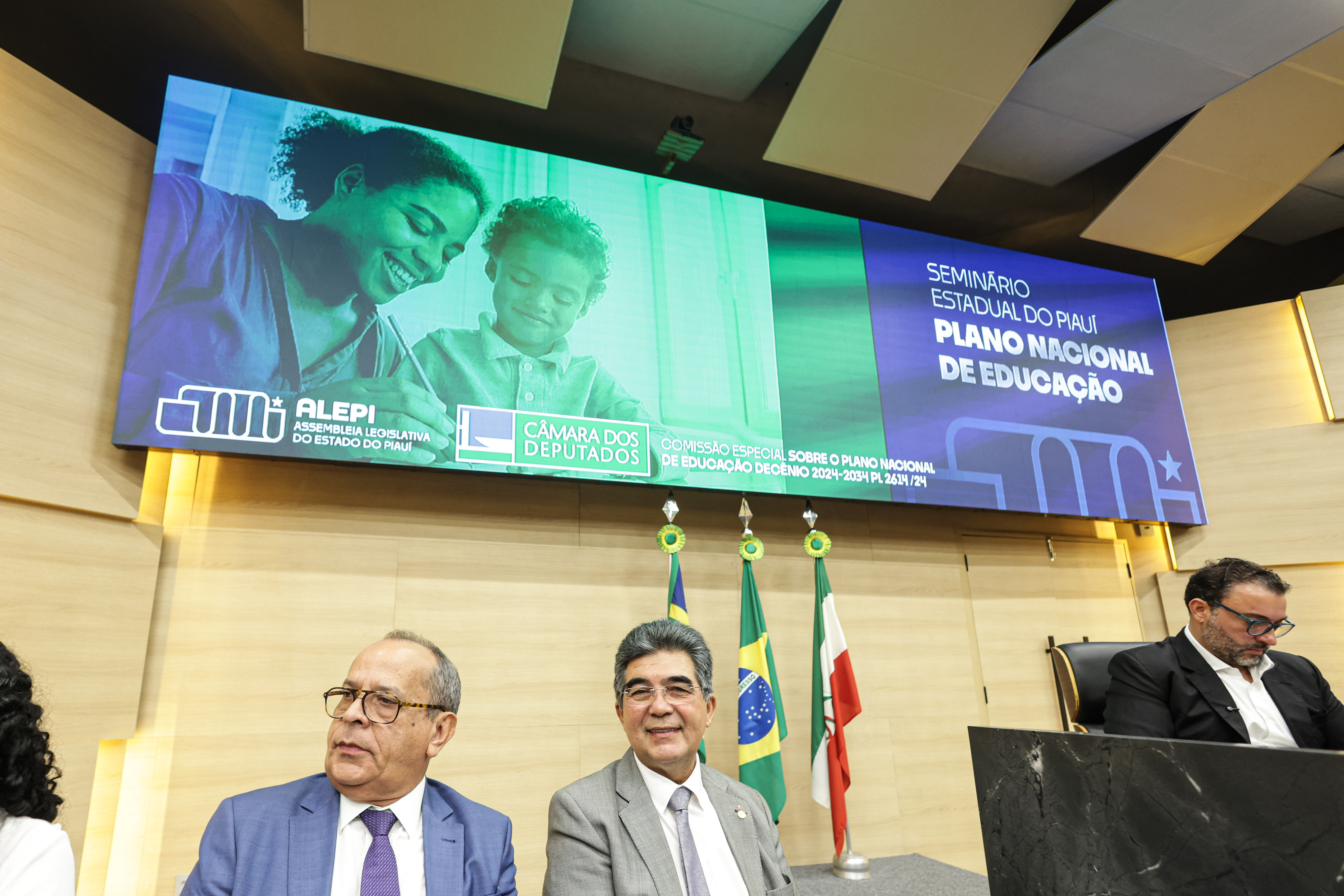 SEMINÁRIO ESTADUAL DO PIAUÍ PARA DISCUSSÃO SOBRE O PLANO NACIONAL DE EDUCAÇÃO DECÊNIO 2024 2034 (26).jpg