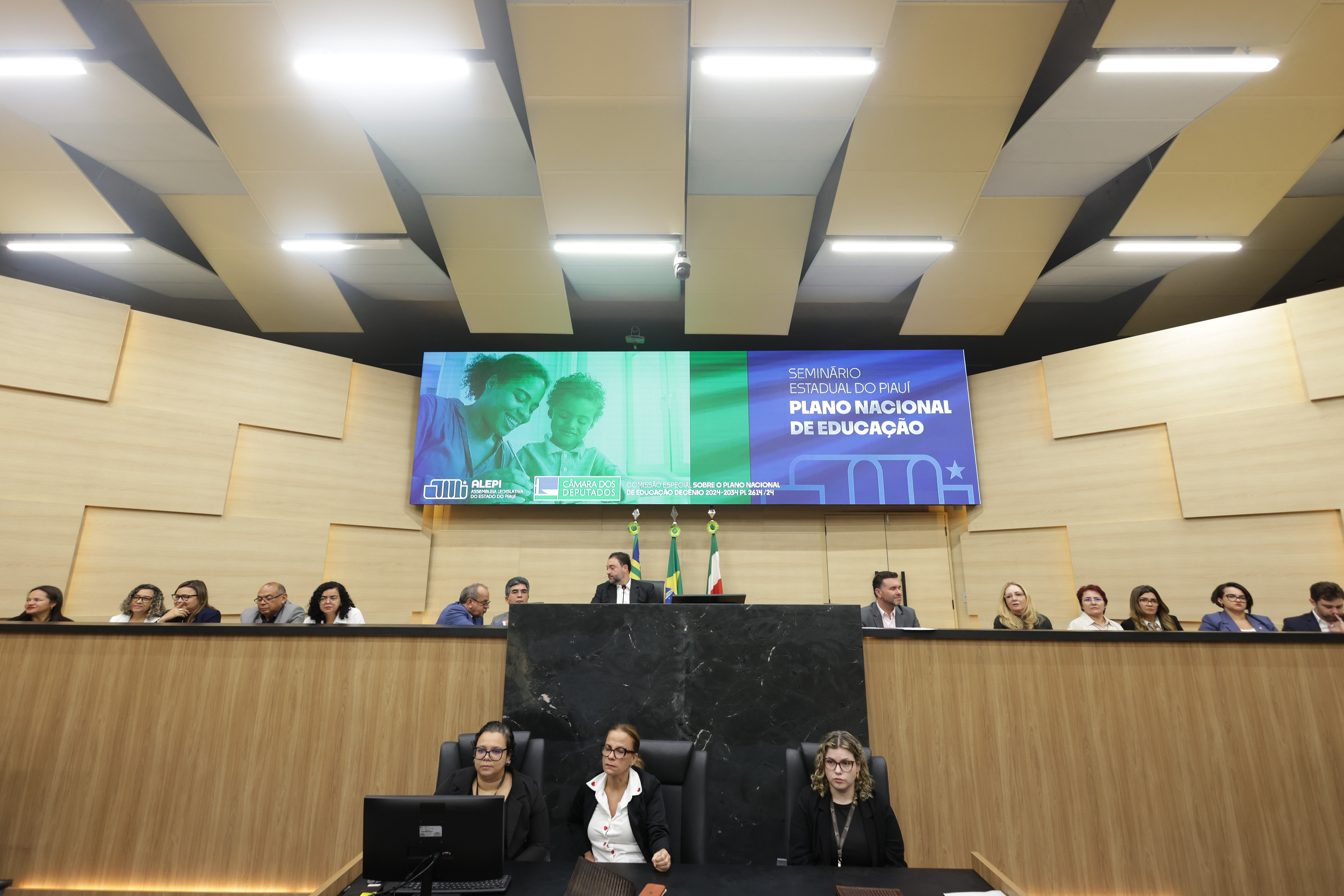SEMINÁRIO ESTADUAL DO PIAUÍ PARA DISCUSSÃO SOBRE O PLANO NACIONAL DE EDUCAÇÃO DECÊNIO 2024 2034 (40).jpg