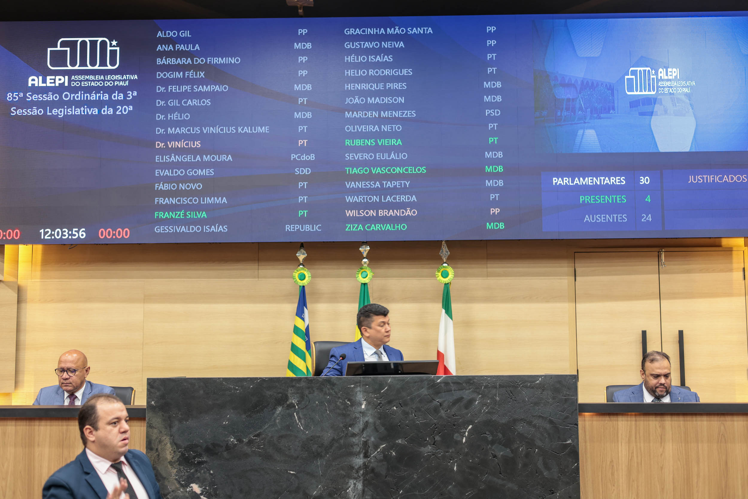 SESSÃO PLENÁRIA (2).jpg