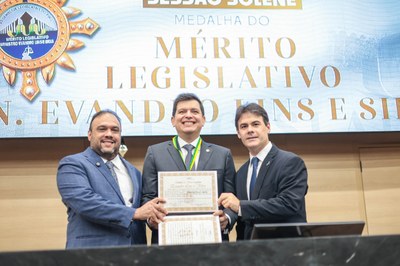 TÍTULO DE CIDADANIA AOS JUIZES ULYSSES GONÇALVES DA SILVA NETO, ALEXSANDRO ARAUJO TRINDADE E MARKUS CALADO, DO TJPI (20).jpg