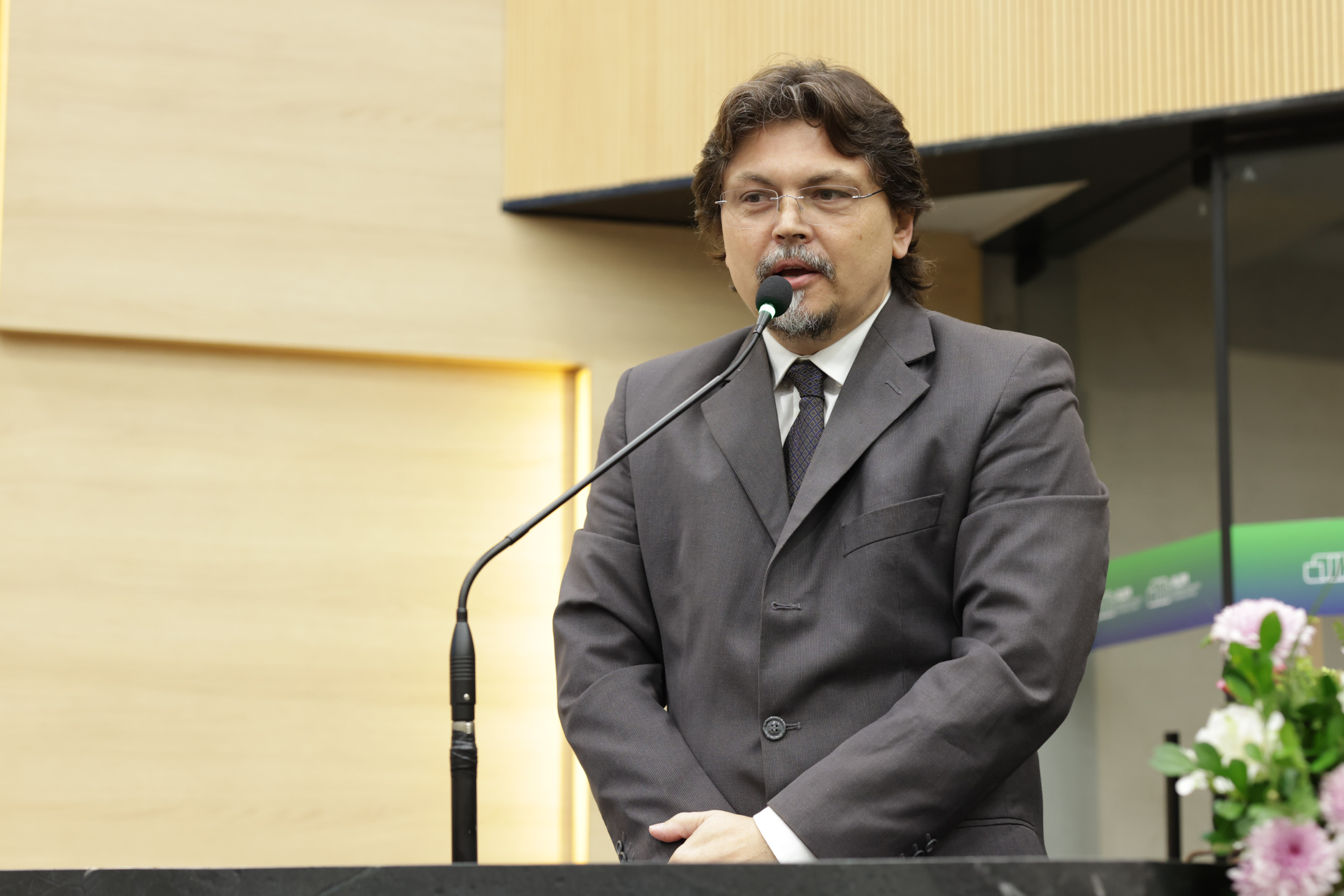 SESSÃO SOLENE MEDALHA DO MÉRITO LEGISLATIVO DRA MARINA BUCAR BARJUD (1).jpg