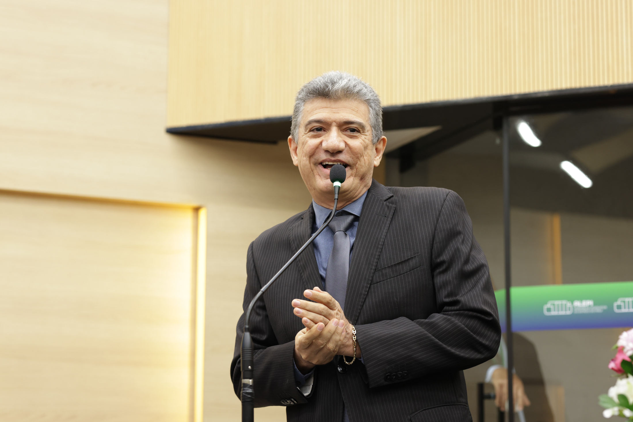 SESSÃO SOLENE MEDALHA DO MÉRITO LEGISLATIVO DRA MARINA BUCAR BARJUD (14).jpg